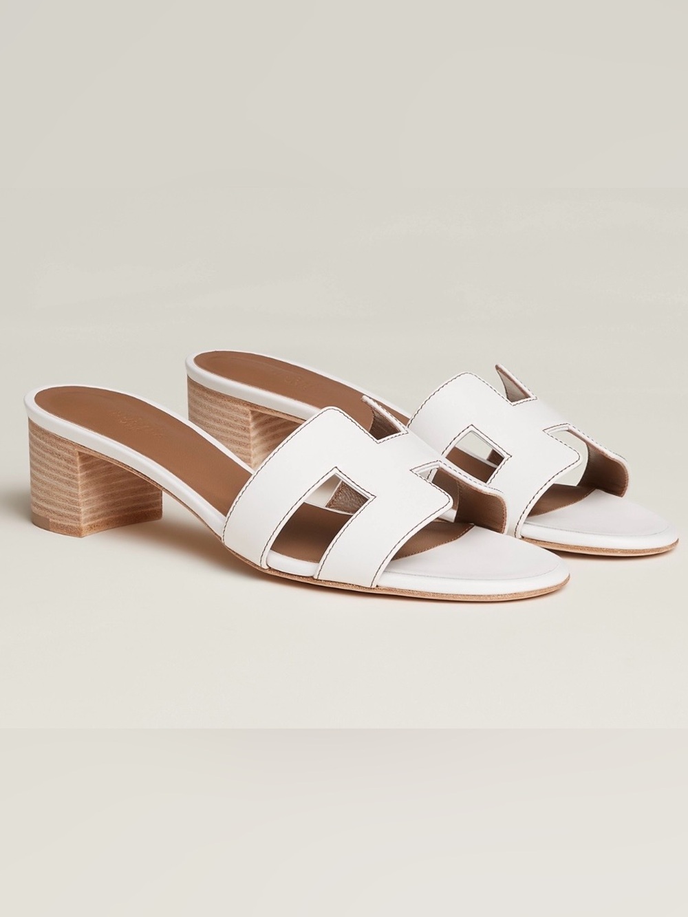 Hermès White Leather Women's Sandals
